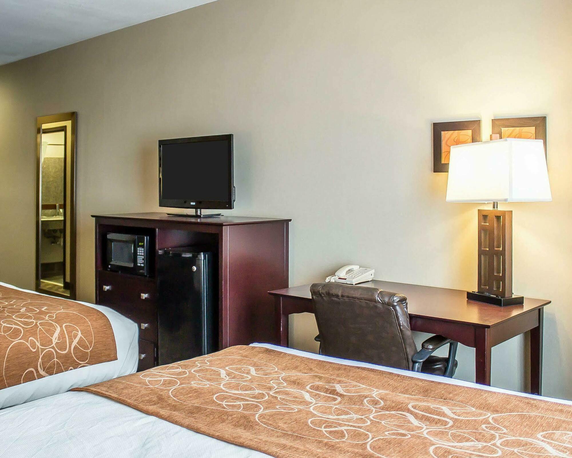 Comfort Suites Perrysburg - Toledo South Exterior foto